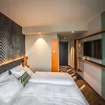 Loginn Hotel